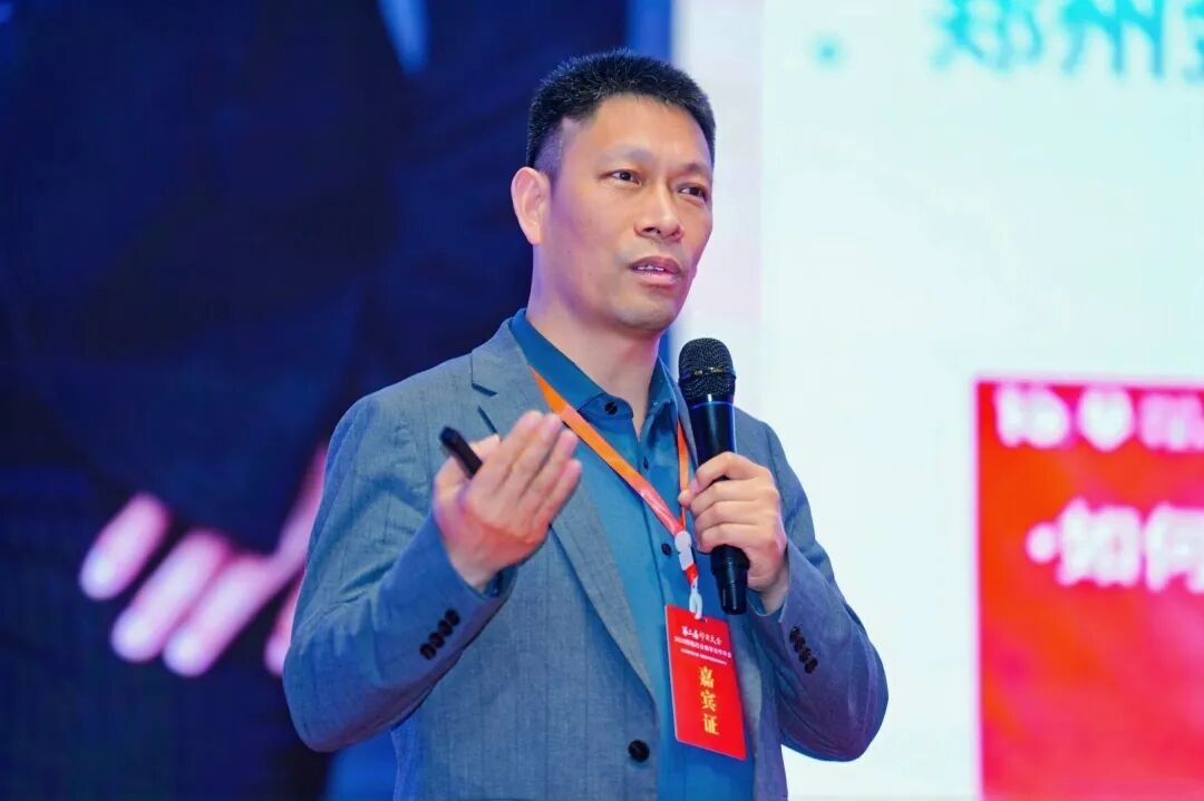 第2届印商大会・2026印包行业春季合作年会圆满落幕 共启中部印包产业新征程 第2届印商大会・2026印包行业春季合作年会圆满落幕 共启中部印包产业新征程