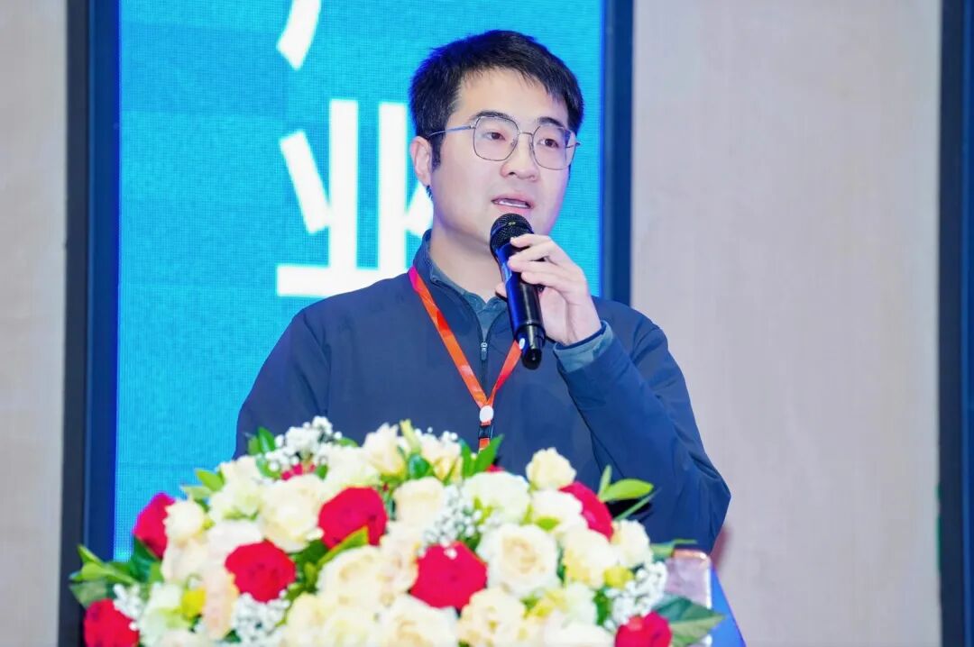 第2届印商大会・2026印包行业春季合作年会圆满落幕 共启中部印包产业新征程 第2届印商大会・2026印包行业春季合作年会圆满落幕 共启中部印包产业新征程