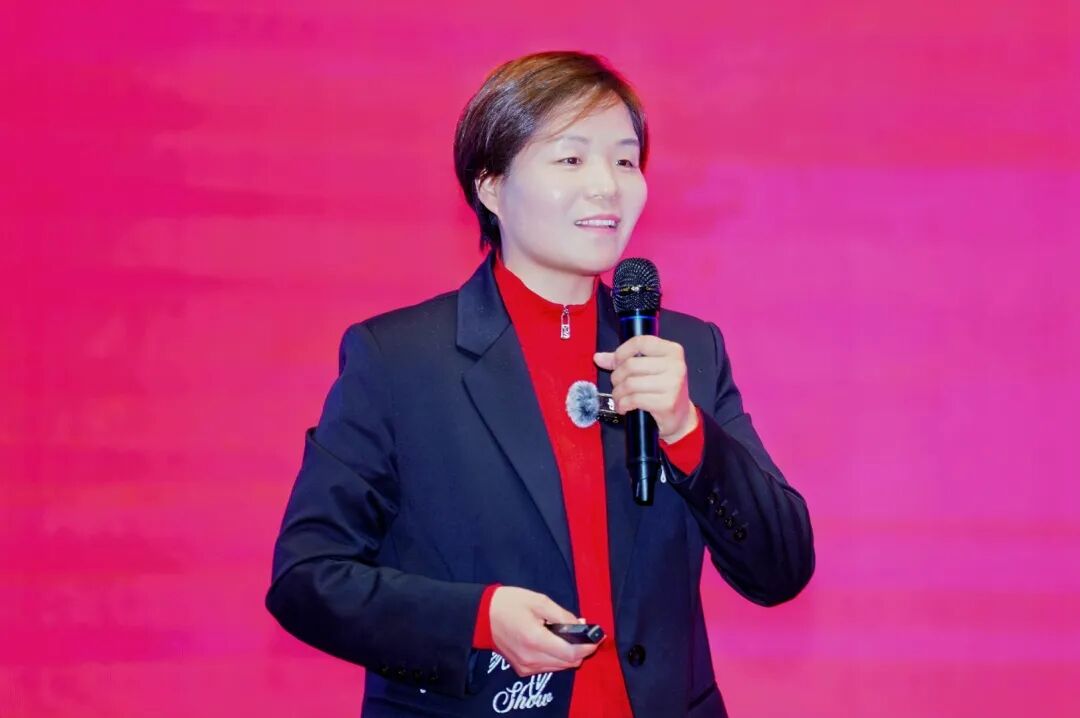 第2届印商大会・2026印包行业春季合作年会圆满落幕 共启中部印包产业新征程 第2届印商大会・2026印包行业春季合作年会圆满落幕 共启中部印包产业新征程